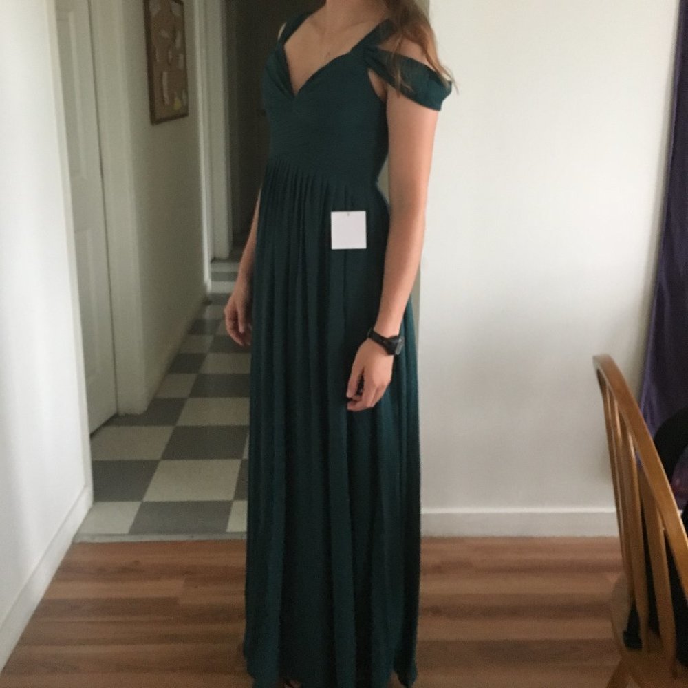 Green Lulu's gown